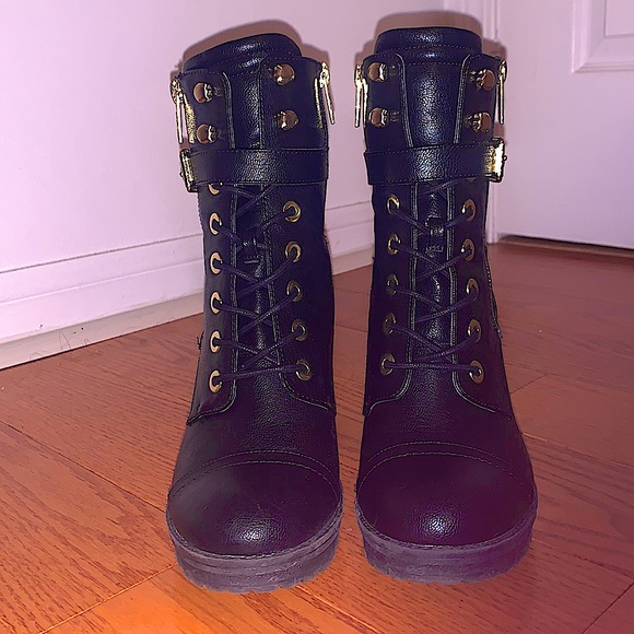 Guess booties with cheetah print. Size 10 - Picture 2 of 4